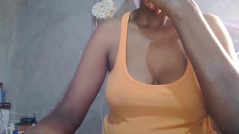 Snapshot of lovelythighs54 chatting on July 15, 2026, 10:42 am miss fancy louis online show from July 15, 2026, 10:42 am