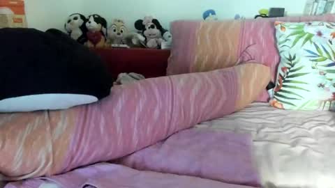 Snapshot of lovelywoman23 chatting on February 25, 2025, 5:30 am lovelywoman23 online show from February 25, 2025, 5:30 am