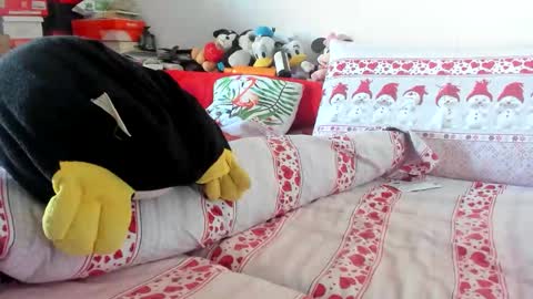 Snapshot of lovelywoman23 chatting on December 14, 2025, 7:58 am lovelywoman23 online show from December 14, 2025, 7:58 am