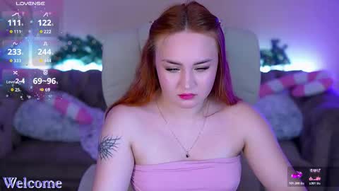 Snapshot of lovelyybell chatting on December 14, 2025, 2:00 pm B E L L online show from December 14, 2025, 2:00 pm