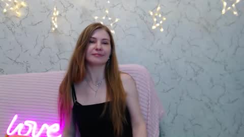 Mary Love online show from November 28, 2025, 2:42 pm