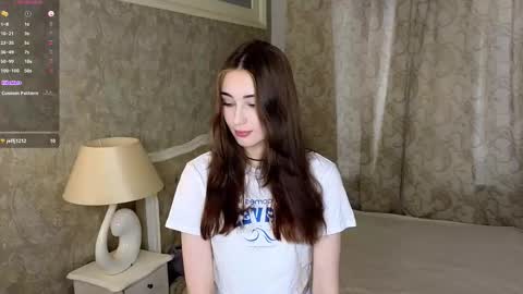 Snapshot of lovepilll chatting on January 7, 2026, 9:12 am Keira online show from January 7, 2026, 9:12 am