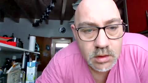 Snapshot of lover010983 chatting on February 16, 2025, 8:10 am lover010983 online show from February 16, 2025, 8:10 am