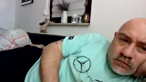 Snapshot of lover010983 chatting on February 18, 2025, 12:17 pm lover010983 online show from February 18, 2025, 12:17 pm