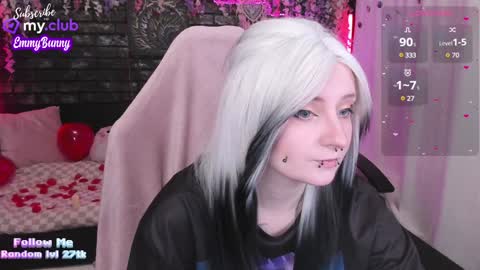 Emmy online show from February 8, 2025, 3:42 pm