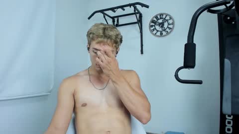 Snapshot of lover_fitnessboy chatting on March 10, 2025, 11:38 pm kevin online show from March 10, 2025, 11:38 pm