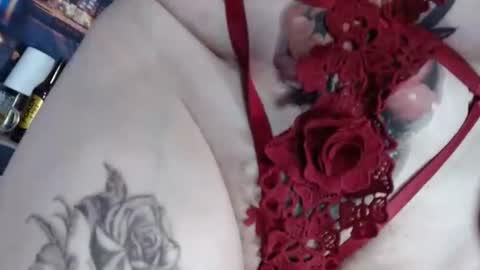 Snapshot of lover_mature2 chatting on January 8, 2026, 12:35 am Mature lover2 online show from January 8, 2026, 12:35 am