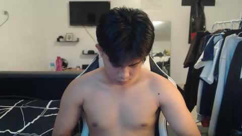 loverboyph04 online show from November 20, 2025, 4:12 am