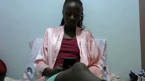 lovergal222 online show from January 25, 2025, 4:56 am