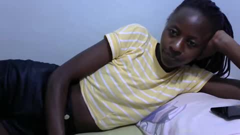 lovergal222 online show from February 15, 2025, 10:42 pm