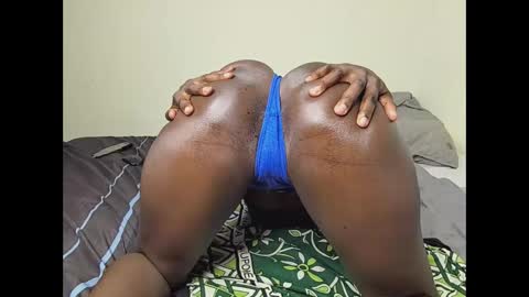 Snapshot of lovergirl2003 chatting on January 25, 2025, 3:20 pm Kate online show from January 25, 2025, 3:20 pm