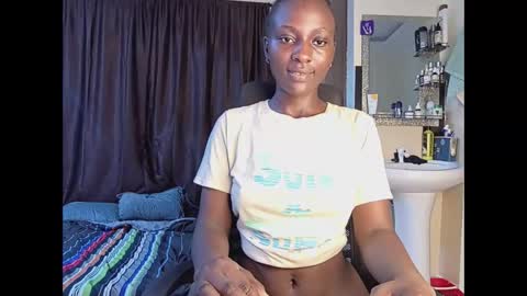 Snapshot of lovergirl2003 chatting on March 11, 2025, 3:23 pm Kate online show from March 11, 2025, 3:23 pm