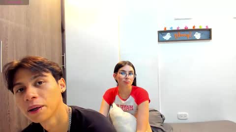 Snapshot of lovers_clover_x chatting on November 4, 2025, 12:43 am Lovers Clover X online show from November 4, 2025, 12:43 am