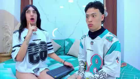 Snapshot of loversinfire chatting on February 20, 2026, 10:21 pm sofia and bryan online show from February 20, 2026, 10:21 pm