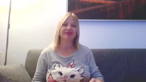 Snapshot of lovestar544963 chatting on December 4, 2024, 6:06 pm Marlyn online show from December 4, 2024, 6:06 pm