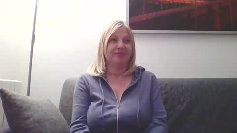 Snapshot of lovestar544963 chatting on January 8, 2025, 11:52 pm Marlyn online show from January 8, 2025, 11:52 pm