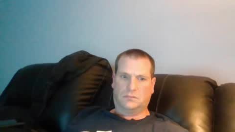 lovetocum37 online show from February 6, 2025, 4:42 am