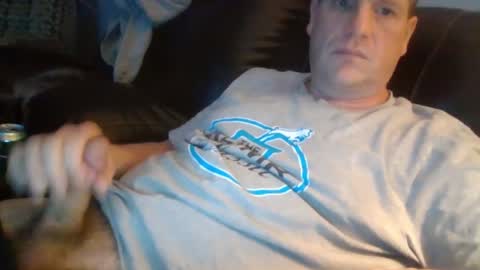 lovetocum37 online show from February 26, 2025, 4:14 am