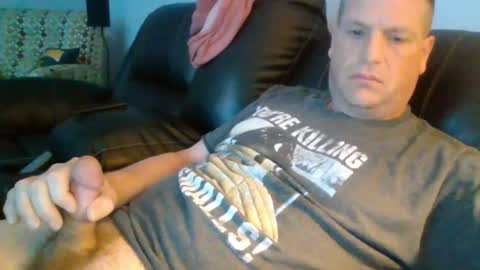 lovetocum37 online show from April 26, 2026, 1:09 pm