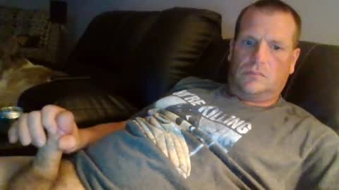 Snapshot of lovetocum37 chatting on June 2, 2026, 1:18 am lovetocum37 online show from June 2, 2026, 1:18 am
