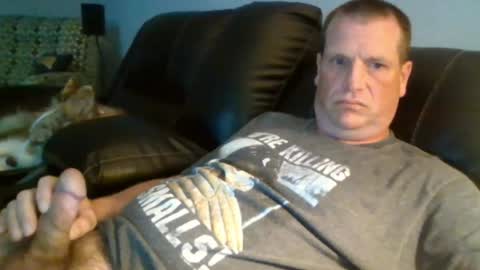 Snapshot of lovetocum37 chatting on June 5, 2026, 2:18 am lovetocum37 online show from June 5, 2026, 2:18 am