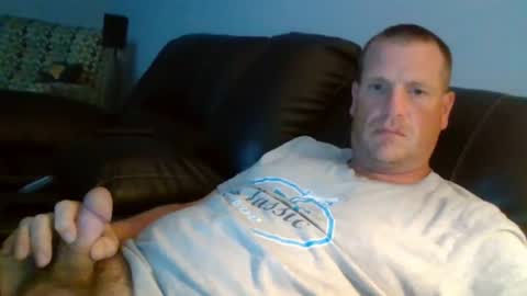 Snapshot of lovetocum37 chatting on June 15, 2026, 2:03 am lovetocum37 online show from June 15, 2026, 2:03 am