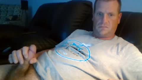 Snapshot of lovetocum37 chatting on June 22, 2026, 2:24 am lovetocum37 online show from June 22, 2026, 2:24 am