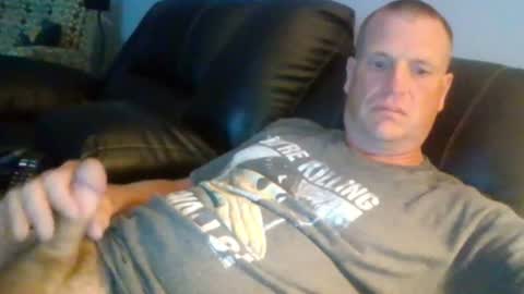 Snapshot of lovetocum37 chatting on July 22, 2026, 2:14 am lovetocum37 online show from July 22, 2026, 2:14 am