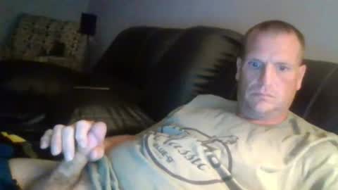 Snapshot of lovetocum37 chatting on July 27, 2026, 12:17 am lovetocum37 online show from July 27, 2026, 12:17 am