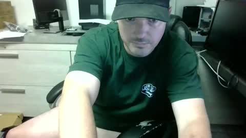 Snapshot of lovetofps chatting on February 16, 2025, 1:36 am Love2Game online show from February 16, 2025, 1:36 am