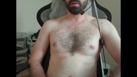 lovetojiz933 online show from January 4, 2025, 1:42 pm