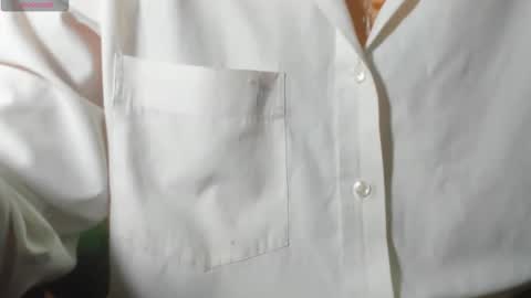 lovexjuxn77 online show from January 8, 2026, 3:47 pm