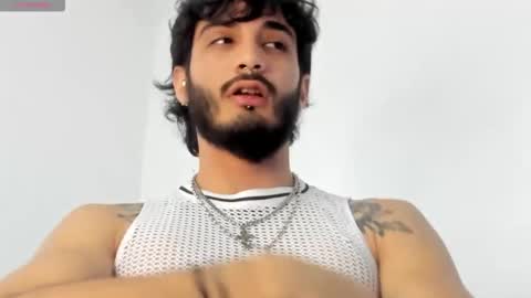 lovexjuxn77 online show from February 19, 2026, 8:49 pm