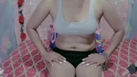 lovexx_69ass online show from December 17, 2025, 11:38 am