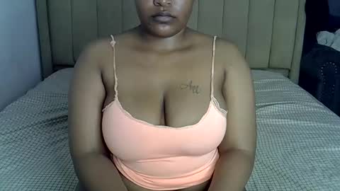 Snapshot of loveydivah chatting on April 27, 2026, 10:08 pm loveydivah online show from April 27, 2026, 10:08 pm