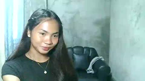 Snapshot of loving_rhean chatting on March 12, 2025, 4:30 am loving_rhean online show from March 12, 2025, 4:30 am
