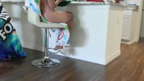 Snapshot of lovingcouple1969 chatting on December 15, 2025, 1:15 pm lovingcouple1969 online show from December 15, 2025, 1:15 pm