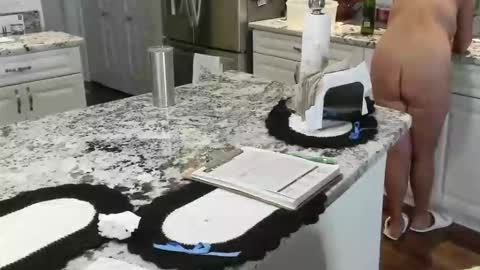 Snapshot of lovingcouple1969 chatting on January 31, 2026, 7:11 pm lovingcouple1969 online show from January 31, 2026, 7:11 pm