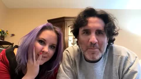 Snapshot of lovleybutwild chatting on November 26, 2025, 9:05 pm lovleybutwild online show from November 26, 2025, 9:05 pm