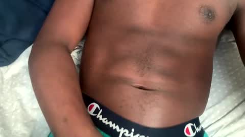 Snapshot of lowlife225 chatting on December 19, 2024, 9:06 pm lowlife225 online show from December 19, 2024, 9:06 pm