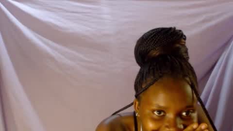 Snapshot of loyalcutick chatting on January 10, 2025, 7:35 am loyalcutic online show from January 10, 2025, 7:35 am