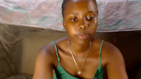 Snapshot of loyalcutick chatting on January 11, 2025, 9:26 am loyalcutic online show from January 11, 2025, 9:26 am