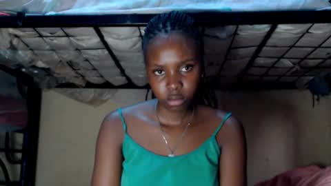 Snapshot of loyalcutick chatting on January 21, 2025, 7:37 am loyalcutic online show from January 21, 2025, 7:37 am