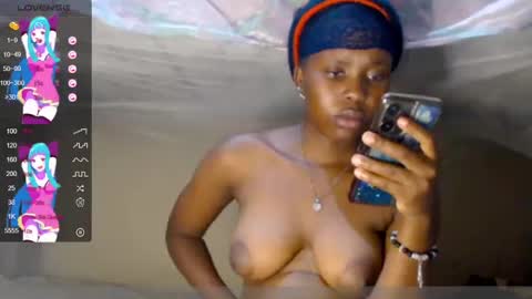 Snapshot of loyalcutick chatting on February 14, 2025, 6:34 am loyalcutic online show from February 14, 2025, 6:34 am