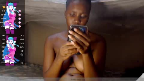 Snapshot of loyalcutick chatting on February 18, 2025, 6:59 am loyalcutic online show from February 18, 2025, 6:59 am