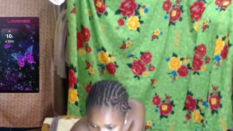 Snapshot of loyalcutick chatting on November 27, 2025, 7:54 am loyalcutic online show from November 27, 2025, 7:54 am