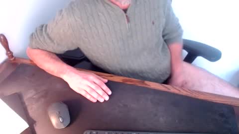 Snapshot of lreed090 chatting on February 13, 2025, 10:11 pm lreed090 online show from February 13, 2025, 10:11 pm