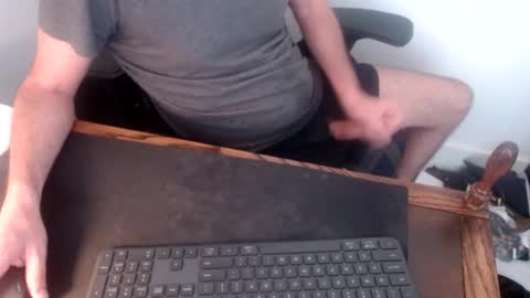 Snapshot of lreed090 chatting on September 9, 2025, 4:06 pm lreed090 online show from September 9, 2025, 4:06 pm