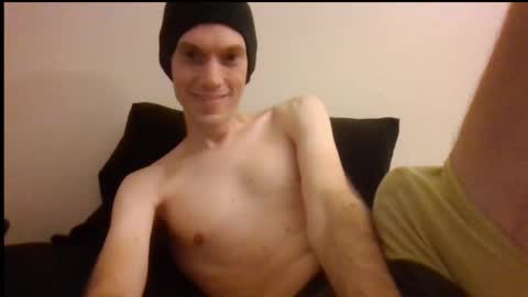 Snapshot of lrgdraft chatting on November 16, 2025, 9:42 pm mcLRG online show from November 16, 2025, 9:42 pm