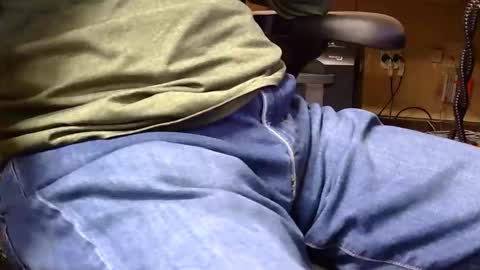 ltj54 online show from January 13, 2026, 6:13 pm